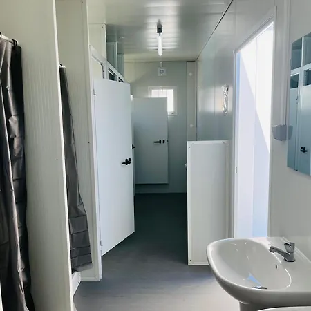 Surfbird Cozy Sailboat Escape * Lisboa